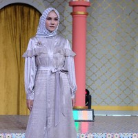 Nina Nugroho menghadirkan koleksi Hari Raya dengan tema Simplicity. Baju Lebaran 2024 karya Nina, terinspirasi dari keseharian perempuan aktif yang memiliki multi peran mulai dari sebagai ibu, istri, sekaligus sebagai anak bagi orang tuanya. Foto: Dok. Nina Nugroho.