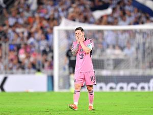 Kala Messi Diledek Pakai Chant Ronaldo gegara Inter Miami Kalah