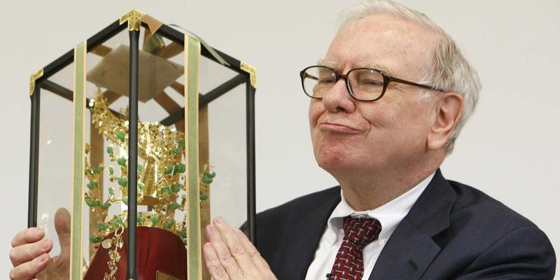 Warren Buffet Lebih Doyan Burger Fast Food Dibanding Makanan Mewah
