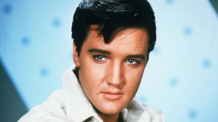 Minuman Favorit Elvis Presley yang Tak Boleh Absen Sebelum Manggung