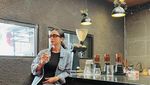 Momen Selvi Kitty Ngopi di Kafe hingga Cicip Kuliner Tradisional