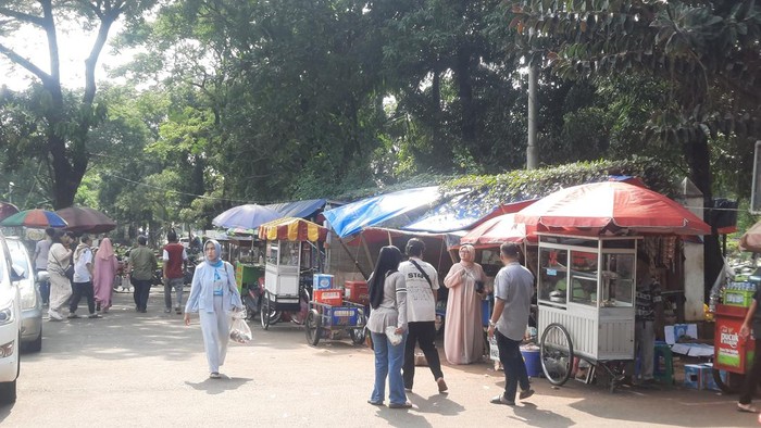 Taktik Licik Pedagang TPU Tanah Kusir: Ganti Dagangan Untung Berlipat Saat Lebaran