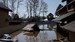 Penampakan Banjir Parah Rendam Orenburg Rusia