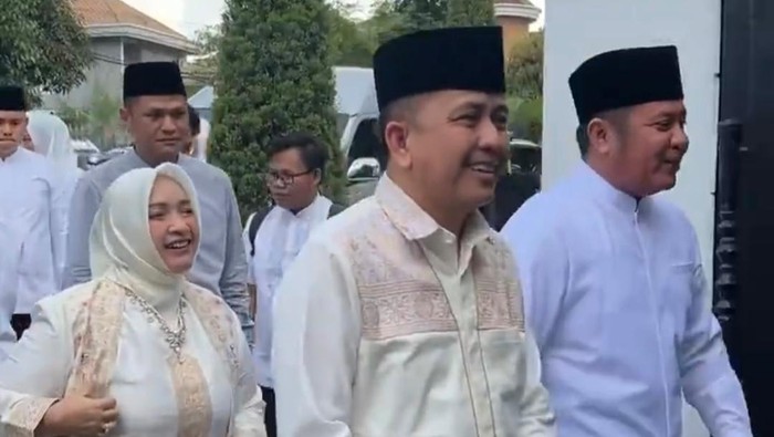 Pj Gubernur Sumsel Agus Fatoni bersilaturahmi ke kediaman Herman Deru.