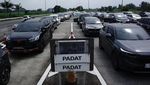 Potret Kepadatan Arus Lalin di Exit Tol Jombang