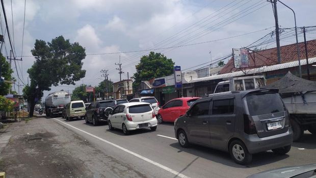 simpang mengkreng kediri