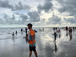 Turis Meninggal Terseret Ombak di Parangtritis, Bupati Bantul Bilang Ini