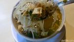 Berempah Sedap! Ini Racikan Soto Garuda yang Eksis Sejak 1976 di Padang