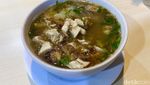 Berempah Sedap! Ini Racikan Soto Garuda yang Eksis Sejak 1976 di Padang
