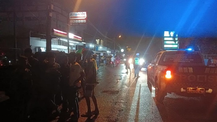 Tabrakan beruntun di Bone, Sulsel.