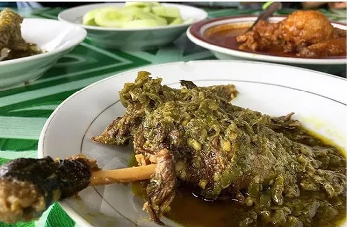 Lamak! Ini 5 Tempat Makan Legendaris di Bukittinggi