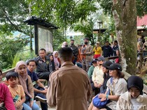 Efek Will Smith, Ratusan Wisatawan Antre Keranjang Sultan di Sukabumi