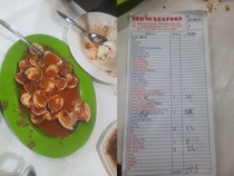 Diprotes Makanan Tak Enak, Pemilik Warung Seafood Marah Tak Terima
