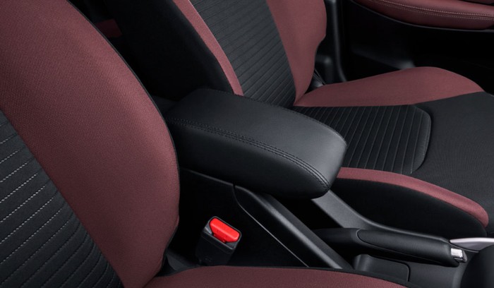 Interior Toyota Urban Cruiser Taisor.