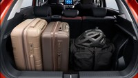 Sebagai low-SUV, Urban Cruiser Taisor punya ruang bagasi yang cukup lega untuk membawa barang-barang berat. Foto: Doc. Toyota Bharat