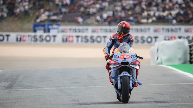PORTIMAO, PORTUGAL - 2024/03/24: Marc Marquez of Spain and Gresini Racing MotoGP in action during the MotoGP race of Tissot Grand Prix of Portugal on March 24, 2024, held at Algarve International Circuit in Portimao, Portugal. (Photo by SOPA Images/SOPA Images/LightRocket via Getty Images)