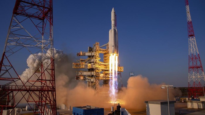 In this grab released by the Roscosmos space corporation on Thursday, April 11, 2024 an Angara-A5 rocket lifts off from Vostochny space launch facility outside the city of Tsiolkovsky, about 200 kilometers (125 miles) from the city of Blagoveshchensk in the far eastern Amur region, Russia. Russia on Thursday successfully test-launched a new heavy-lift rocket from its Far Eastern space complex, a lift-off that comes after two aborted attempts earlier in the week. (Natalya Berezhnaya, Roscosmos Space Corporation via AP)