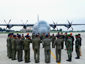 Cerita di Balik Suksesnya Bantuan RI untuk Gaza Diterjunkan dari Udara