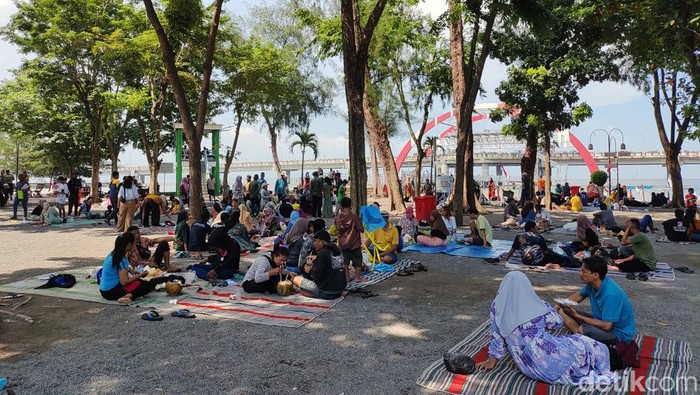 pantai kenjeran surabaya