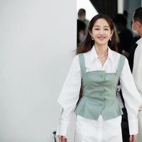 Park Bo Ram yang merupakan jebolan ajang pencarian bakat Superstar K2 Mnet pada 2010. Salah satu lagunya yang dikenal publik adalah Hyewadong/Sangmundong yang merupakan lagu ikonik dari drama Korea Reply 1988. Serial itu dibintangi Park Bo Gom dan Kim Hye Ri. Foto: Instagram @ramramram