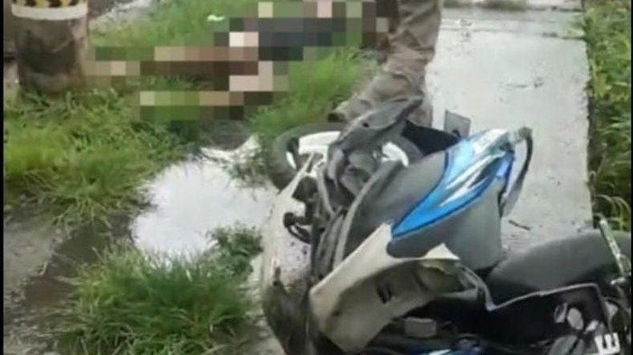 Penemuan mayat korban kecelakaan di Makassar, Sulsel.