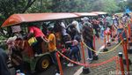 Ragunan Dipadati Ribuan Pengunjung saat Libur Lebaran