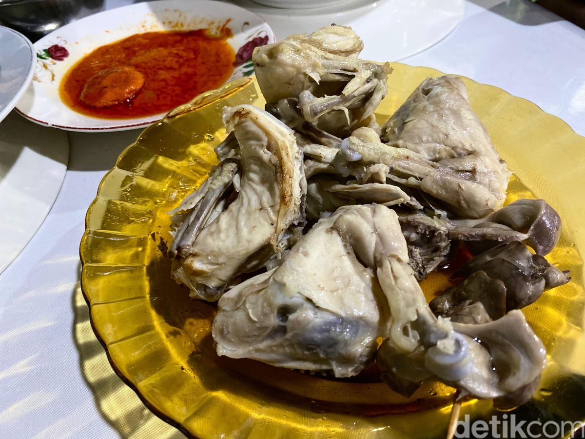 RM Family Benteng Indah: Ayam Pop Dijual di Sini Sejak Tahun 1947