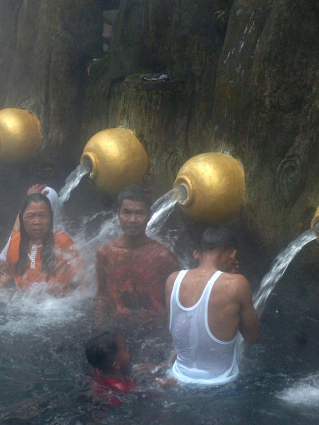 Potret Kolam Air Panas Pancuran 13 Guci Sebelum Hilang Diterjang Banjir Bandang