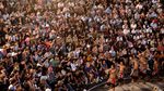 Libur Lebaran, Wisata Tari Kecak di Bali Diserbu Wisatawan