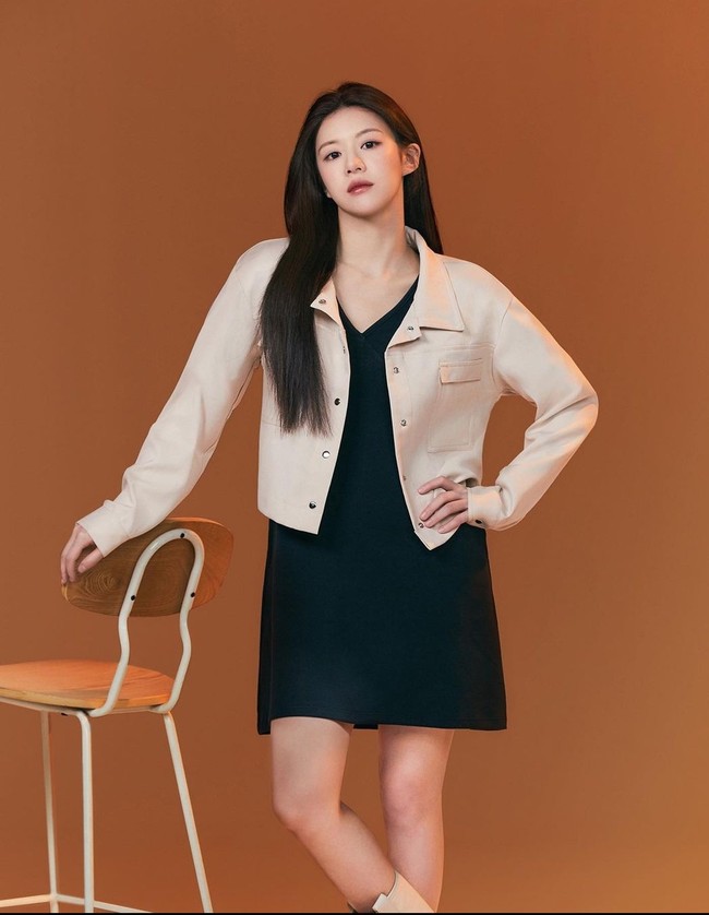 Di posisi kedua ada Go Youn Jung yang memperoleh 142.838 suara. Nama Go Youn Jung terkenal sejak membintangi Alchemy of Souls, Moving, dan Dead Game. Beberapa drama yang pernah dibintanginya antara lain He Is Psychometric, Sweet Home, dan Law School. Foto: Dok. Instagram