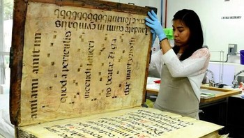 Ini Adalah Salah Satu Koleksi Dua Belas Buku Raksasa Yang Dibuat Pada Tahun 1715 Oleh Seorang Pendeta Di Spanyol Baru Foto: Boredpanda