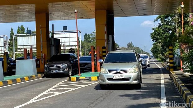 Kondisi Lalin di GT Pasteur