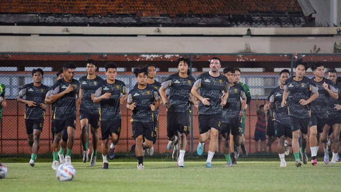 Latihan Persebaya Surabaya