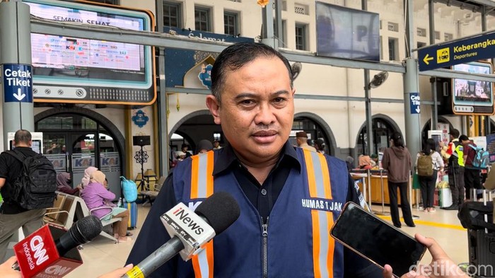 Manager Humas PT KAI Daop 1 Jakarta, Ixfan Hendriwintoko