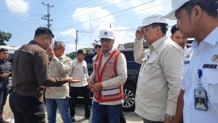 Menhub tinjau Simpang Joglo Solo