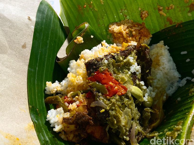 Nasi Kapau Ni Er di Los Lambuang Bukittinggi