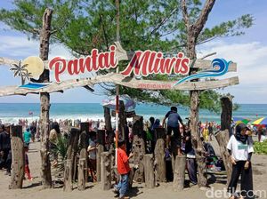 ABG Terseret Ombak Pantai Mliwis Kebumen Ditemukan Tewas