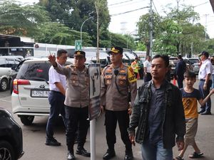96 Personel Gabungan Amankan Arus Balik Lebaran di Stasiun Pasar Senen-Gambir