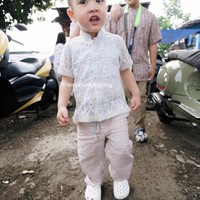 Makin ganteng gak nih Aja kalo berjambul om tante?? tulis keterangan unggahan. Tak sedikit juga netizen yang memberikan komentar terkait jambul Cipung. Jambul kathulistiwa tinggi banget ajjaa, komentar sallah seorang netizen. Foto: Instagram/@tercipungcipung/@raffinagita1717