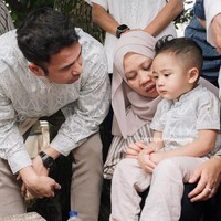 Punya pipi tembam penampilan Cipung memang selalu terlihat menggemaskan. Tak heran walau masih kecil namun dirinya sudah punya banyak penggemar. Foto: Instagram/@tercipungcipung/@raffinagita1717