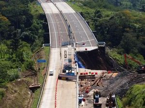 Perbaikan Tol Bocimi Terdampak Longsor Kapan Beres? Ini Jawabannya