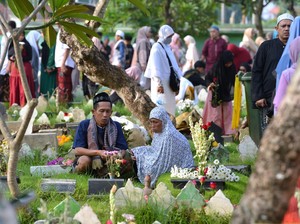 22 Doa Lengkap untuk Ziarah Kubur Saat Idul Adha, Lantunkan Berurutan