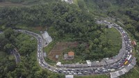 Dishub Kabupaten Tasikmalaya mencatat traffic counting atau cacahan lalu lintas volume kendaraan yang melintas dari arah Tasikmalaya menuju Bandung dan Jakarta pada hari lebaran hingga H+3 arus balik lebaran sebanyak 165.997 pemudik dan terjadi kepadatan. 