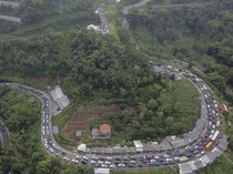 Foto Udara Jalur Selatan Lingkar Gentong Padat Kendaraan