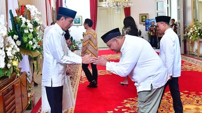Wamenaker Silaturahmi dengan Jokowi-Prabowo di Open House Istana Negara