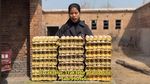 Wow! Yenny di China Masak 1000 Butir Telur Opor