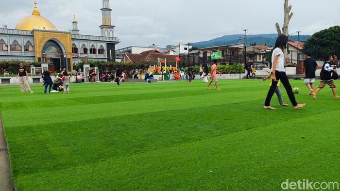 Alun-alun Lembang.