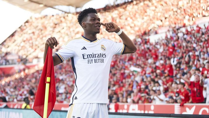 MALLORCA, SPAIN - APRIL 13: Aurelien Tchouameni of Real Madrid celebrates scoring his teams first goal during the LaLiga EA Sports match between RCD Mallorca and Real Madrid CF at Estadi de Son Moix on April 13, 2024 in Mallorca, Spain. (Photo by Rafa Babot/Getty Images)