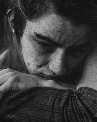 Gambar Portret Bukan Hasil Jepretan Kamera