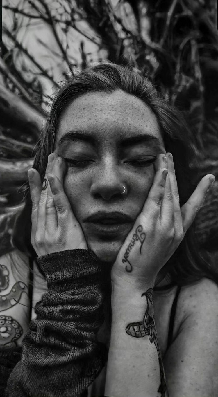 Gambar Portret Bukan Hasil Jepretan Kamera
